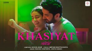 Khasiyat Lyrics (ख़ासियत) – Chand Mera Dil